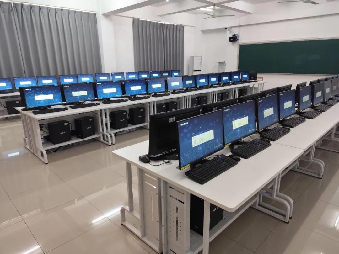 计算机应用技术专业介绍 | 数字时代,技筑未来,职引芳华