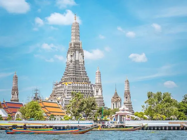 单女可拼房!市场独家!游客好评!4月25日增城有全陪!网红泰国6天品质纯玩,轻松度假入住国际五星酒店-曼谷-美功铁道-丹嫩沙朵-真理寺