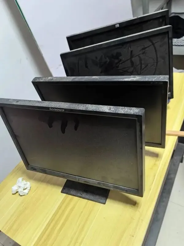 【二手市场】麻将机/卤肉桶/1.5米冰柜/套丝机 电焊机/山地车/鱼缸…