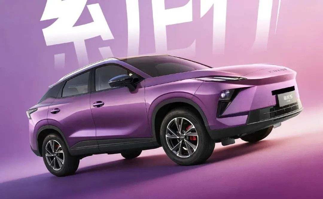 2026开年大洗牌!紧凑型SUV市场集体上新,这5款“王炸”谁能先出圈?