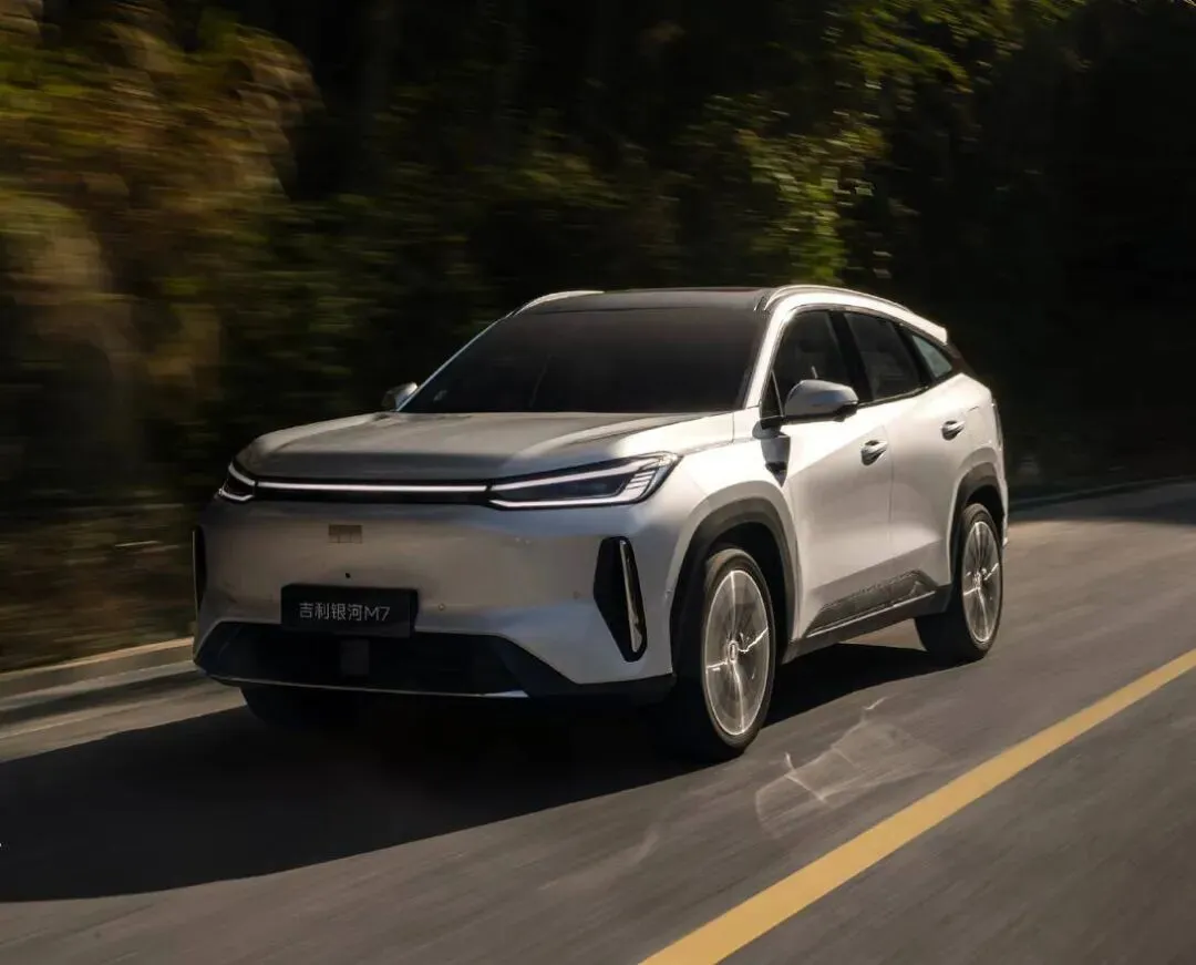 2026开年大洗牌!紧凑型SUV市场集体上新,这5款“王炸”谁能先出圈?