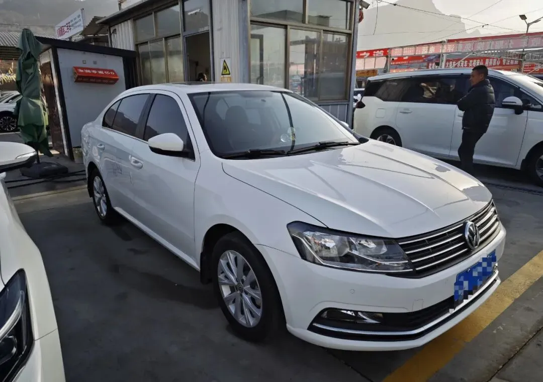 成县顺通祥合二手车市场•今日现车推荐 ▏长安逸动pLus、大众朗逸