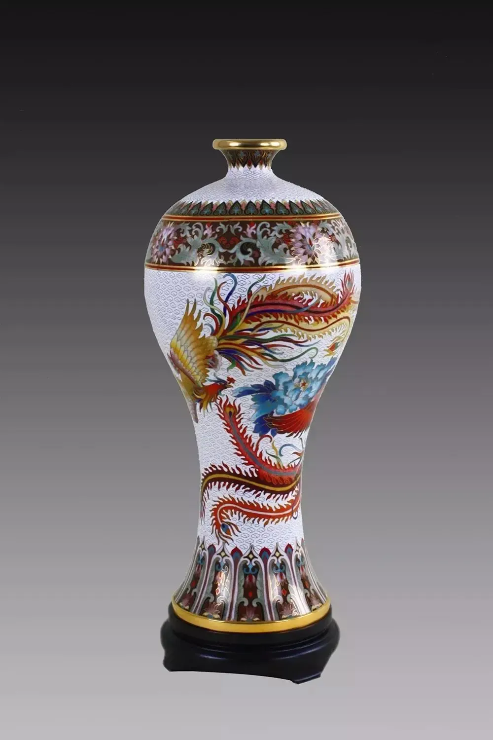 国粹景泰蓝屡创市场神话,如何衡量现代景泰蓝的收藏价值?