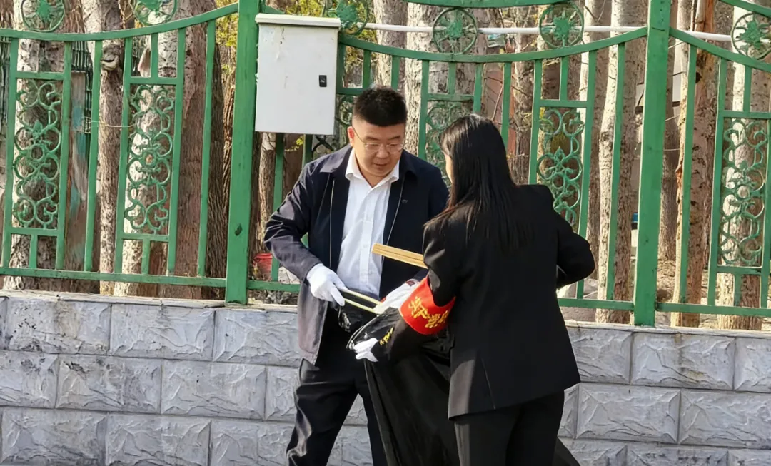 【市场动态】全员上阵净环境 凝心聚力助创城——新发地市场开展全域大扫除专项行动