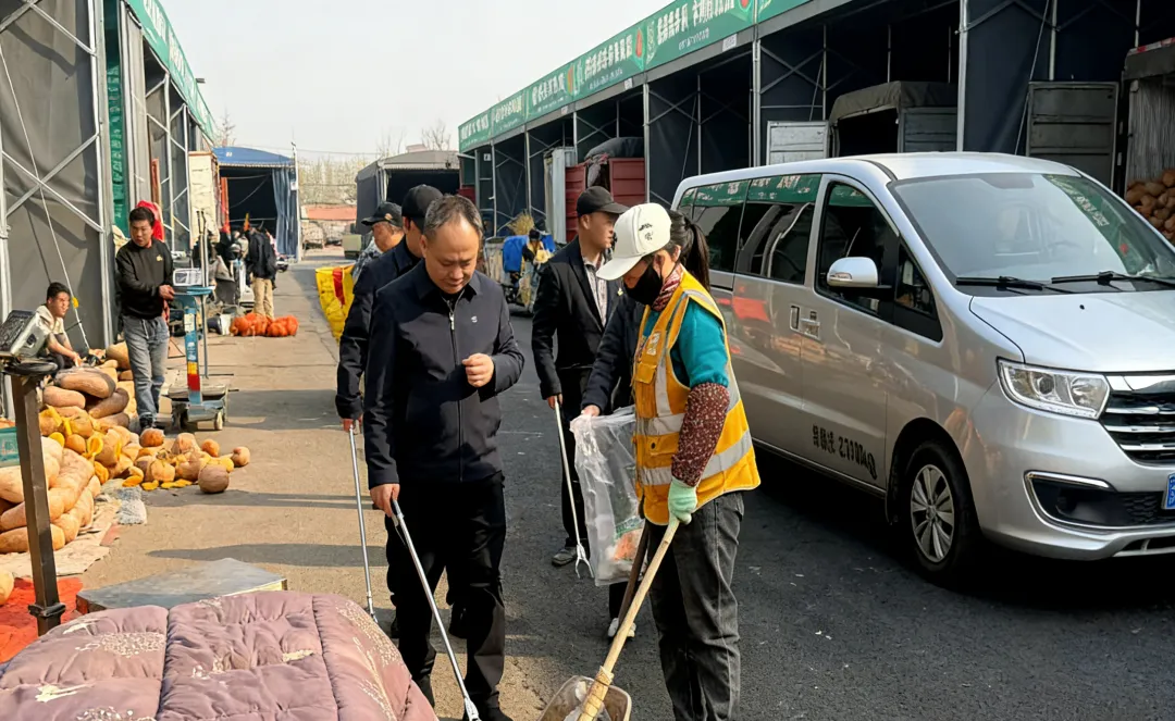 【市场动态】全员上阵净环境 凝心聚力助创城——新发地市场开展全域大扫除专项行动