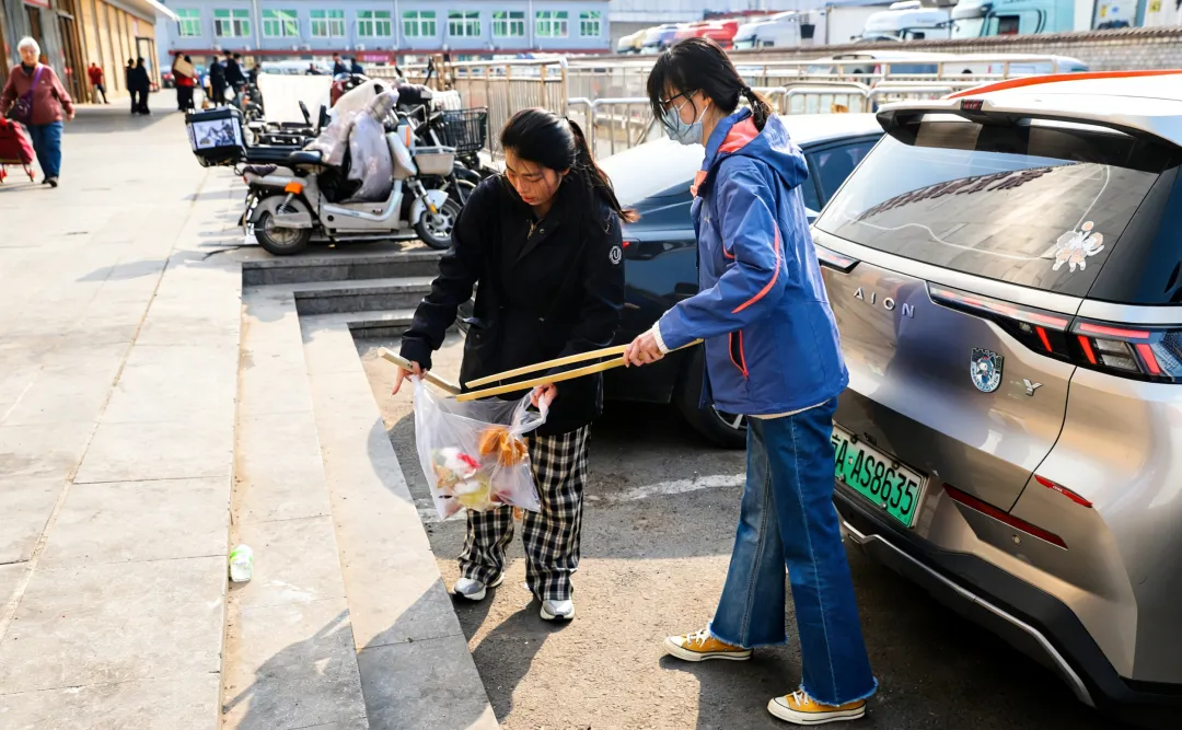 【市场动态】全员上阵净环境 凝心聚力助创城——新发地市场开展全域大扫除专项行动