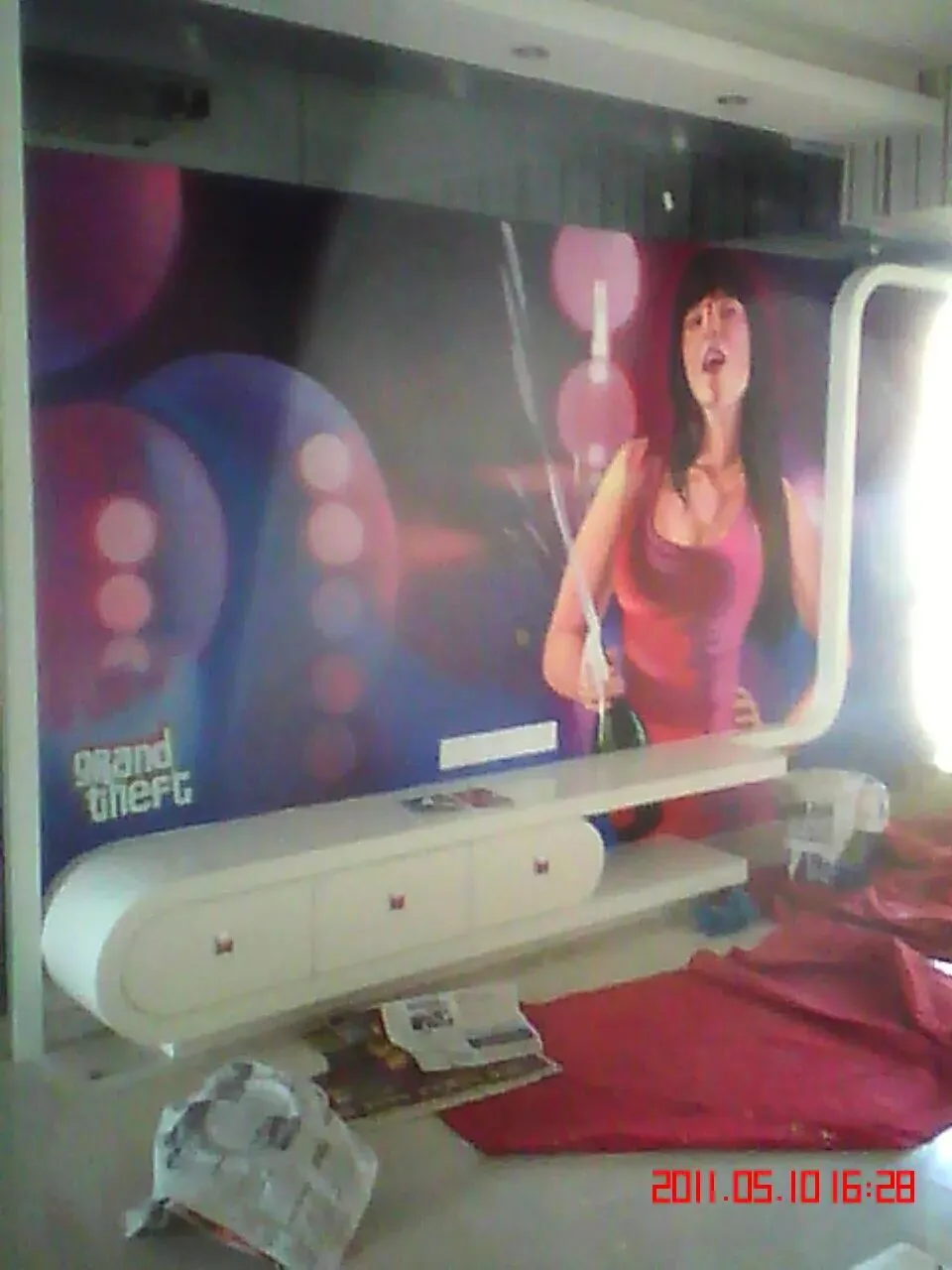 熊哥早期如何用一支画笔,撬动艺术市场?