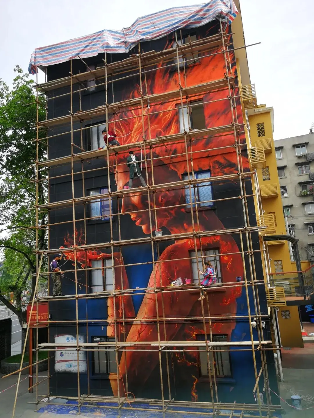 熊哥早期如何用一支画笔,撬动艺术市场?