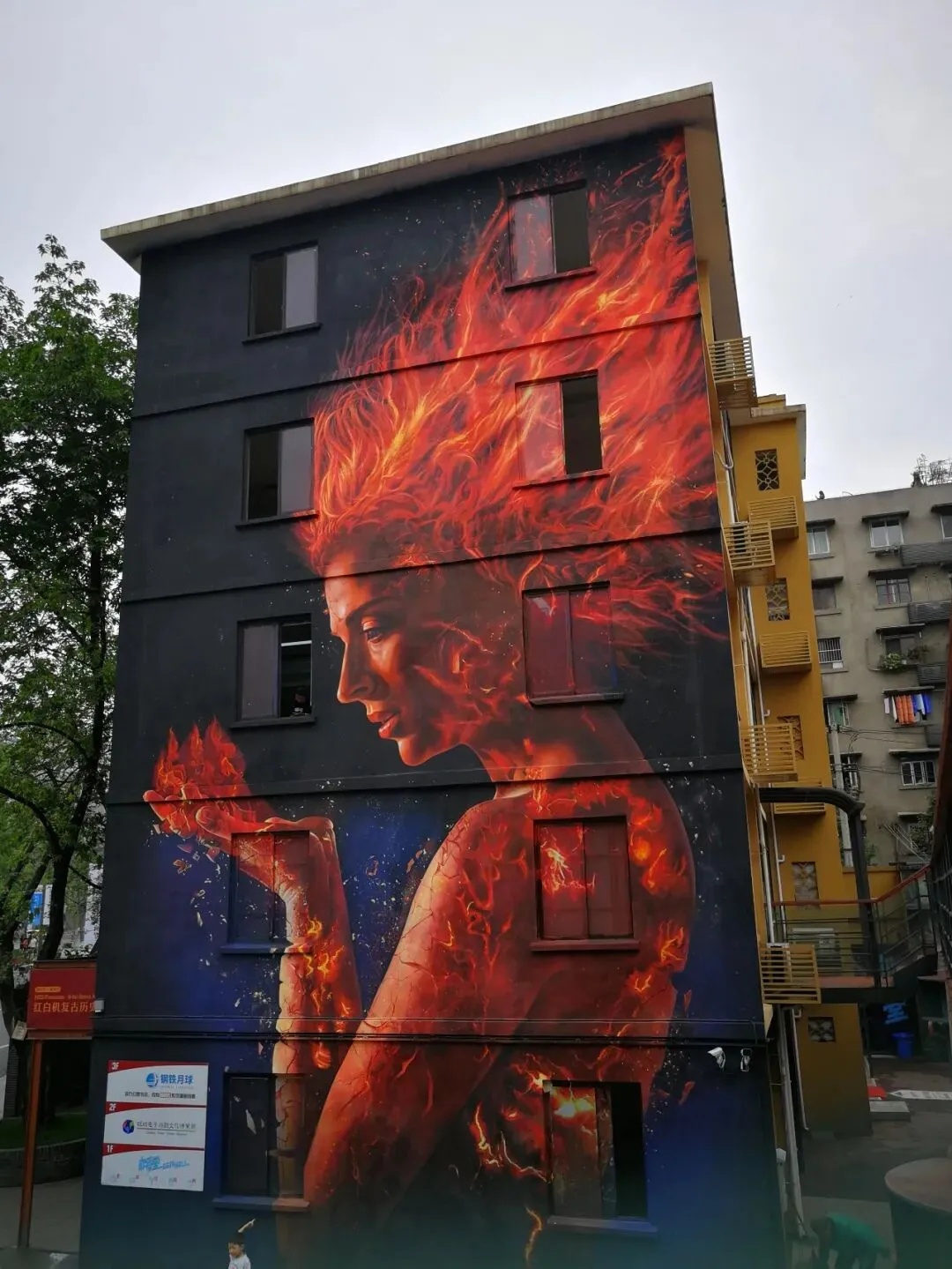 熊哥早期如何用一支画笔,撬动艺术市场?