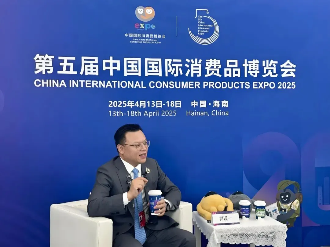 郭谨一积极拥抱创新,探索新的商业模式与营销策略,为瑞幸咖啡的持续发展注入了源源不断的活力.