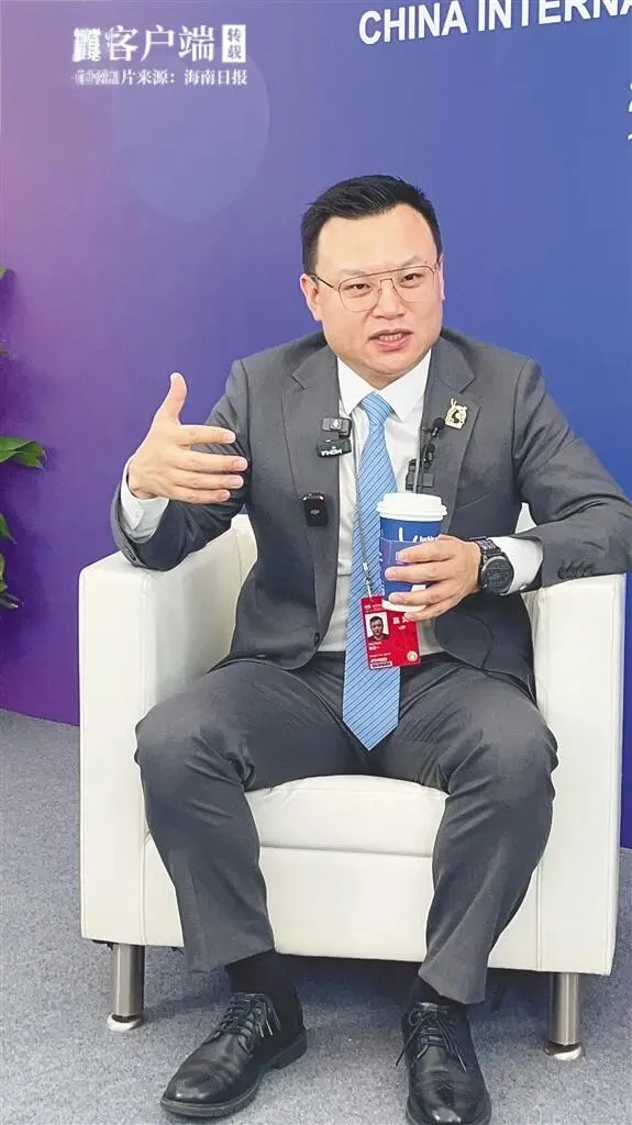 郭谨一积极拥抱创新,探索新的商业模式与营销策略,为瑞幸咖啡的持续发展注入了源源不断的活力.