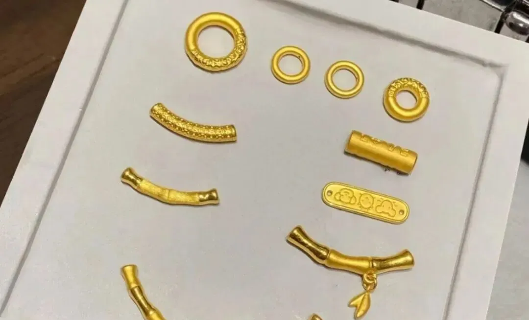 2026黄金市场一周热榜分析金价坐过山车,大牌首度降价!现在买金还行吗?