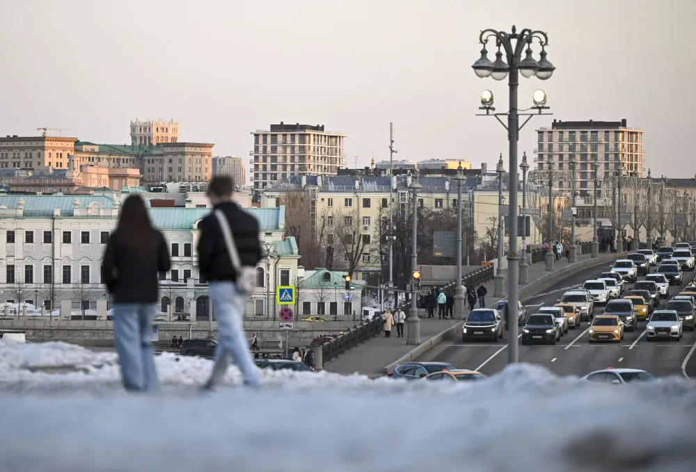 应对能源市场动荡,俄罗斯拟4月1日起实行汽油出口临时禁令;普京曾表示中东战事为俄带来超额利润,但这种情况不会持续太久