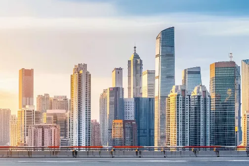 捷报!芝加哥万豪酒店公寓领跑市场:2025年市中心租金再创新高