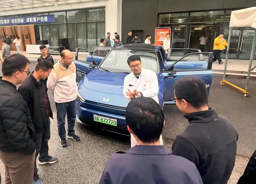 走进武襄十东风汽车走廊,营销在行动