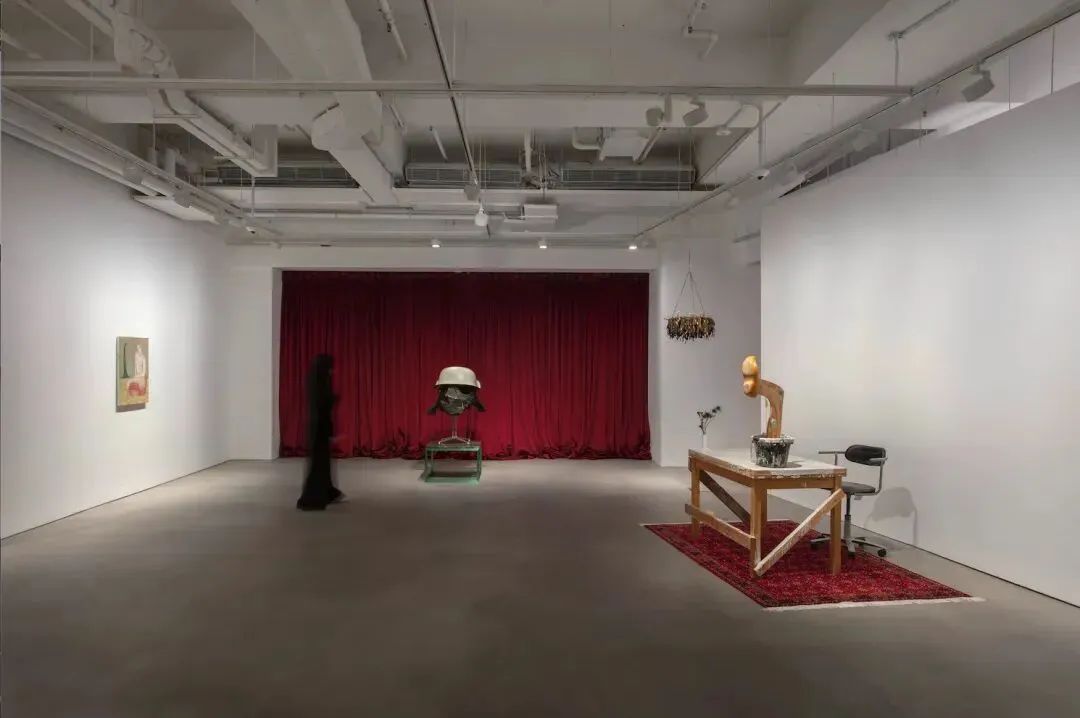 蓝筹画廊变局在香港:头部市场依然坚挺 ,给新兴叙事留空间