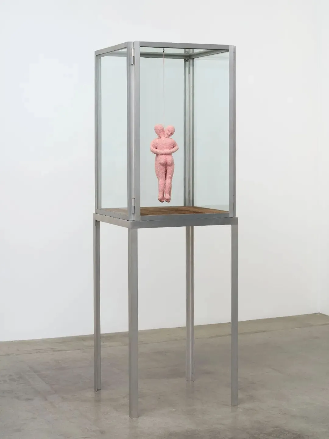 蓝筹画廊变局在香港:头部市场依然坚挺 ,给新兴叙事留空间