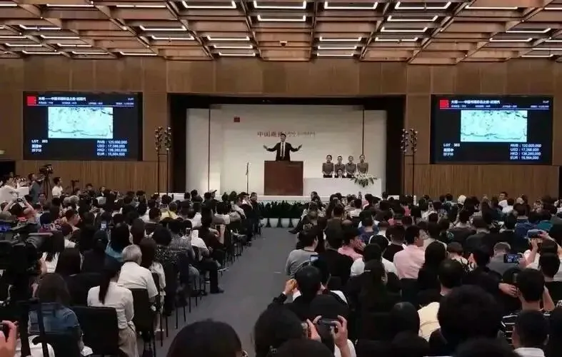 银行为啥盯上艺术品市场?这篇说透了!