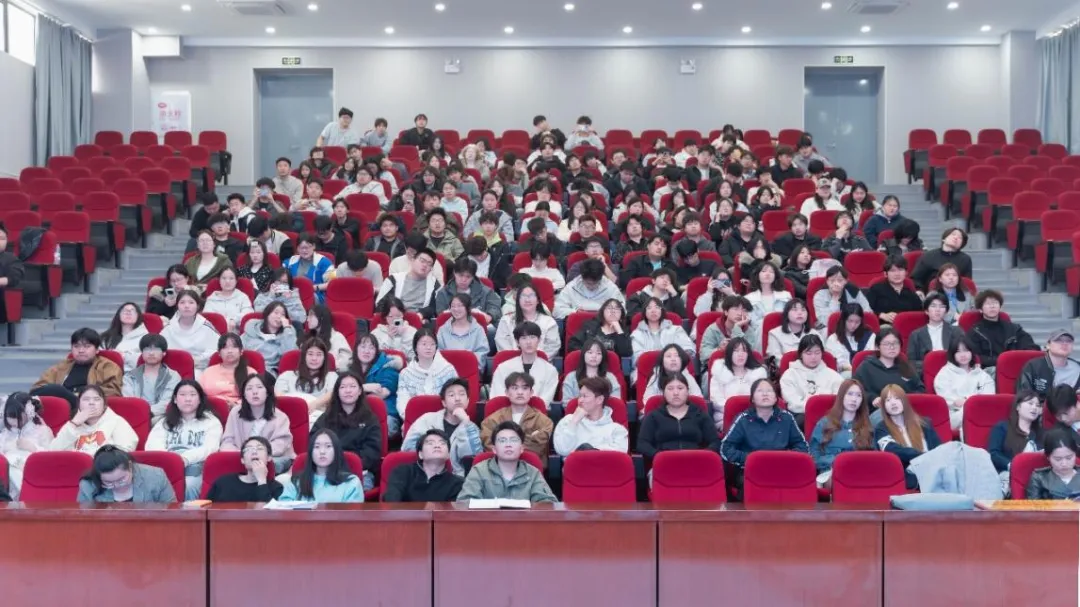 现代营销学院与全棉时代校企合作授牌仪式暨行业讲座圆满落幕