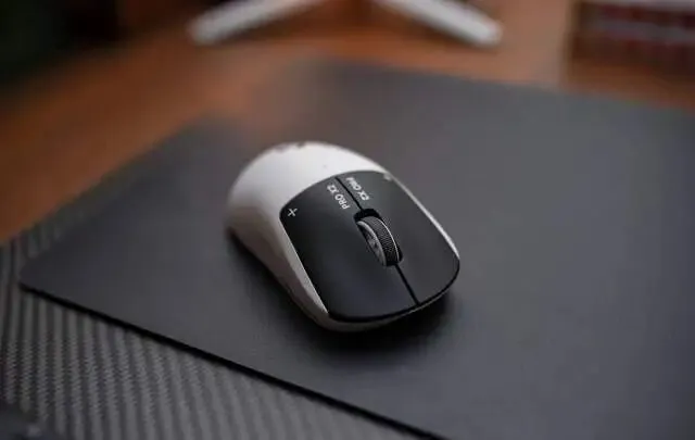 罗技致歉难平众怒!营销踩雷,百年积淀的产品优势能否救赎