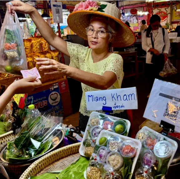 周末就去这!曼谷人气水上市场,地道泰式生活太惬意!
