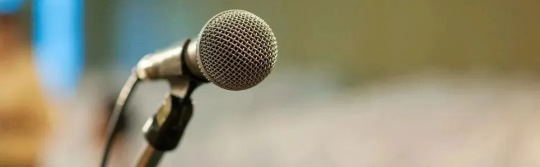 PS5突然官宣大涨价!全球市场涨幅从100-700元不等,有人赶紧买入,有玩家怒批:毫无底线