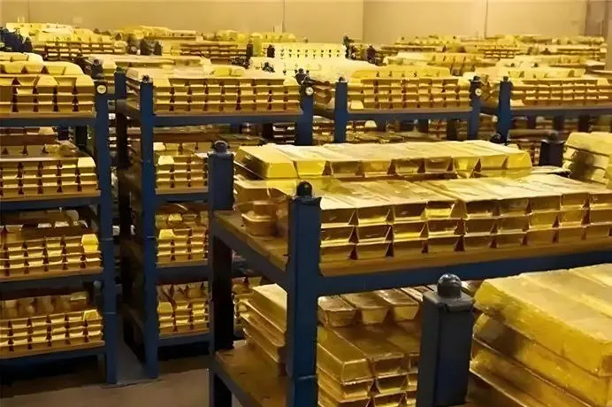 囤积黄金的朋友们千万要冷静,接下来的市场变化将超出所有人的预期!