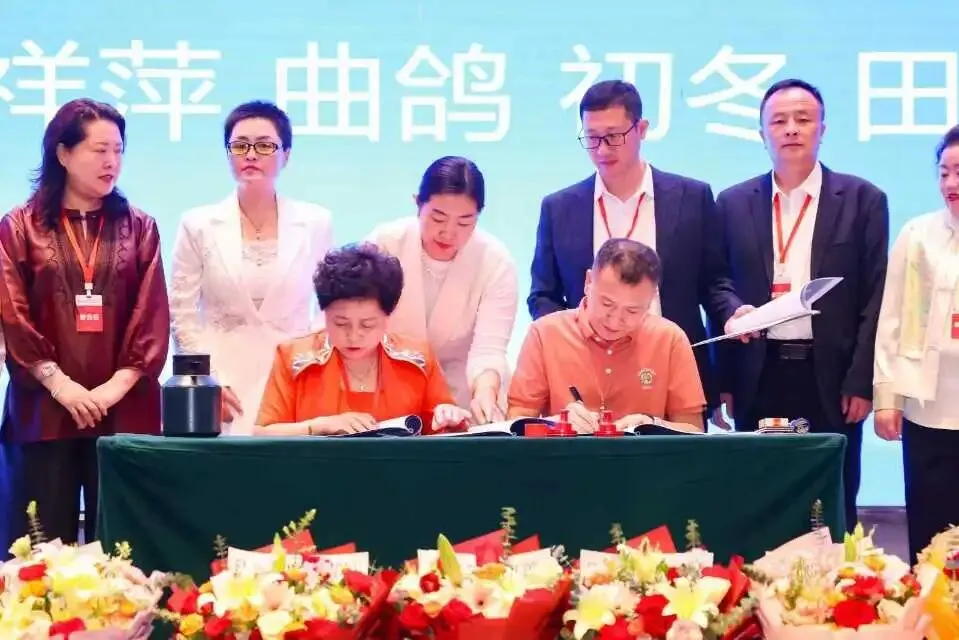 90%的人没有穿,叫市场;90%的人没有卖,叫商机内行人告诉你:加入爱多步的10大好处,你看懂智能穿戴这个新风口了吗?