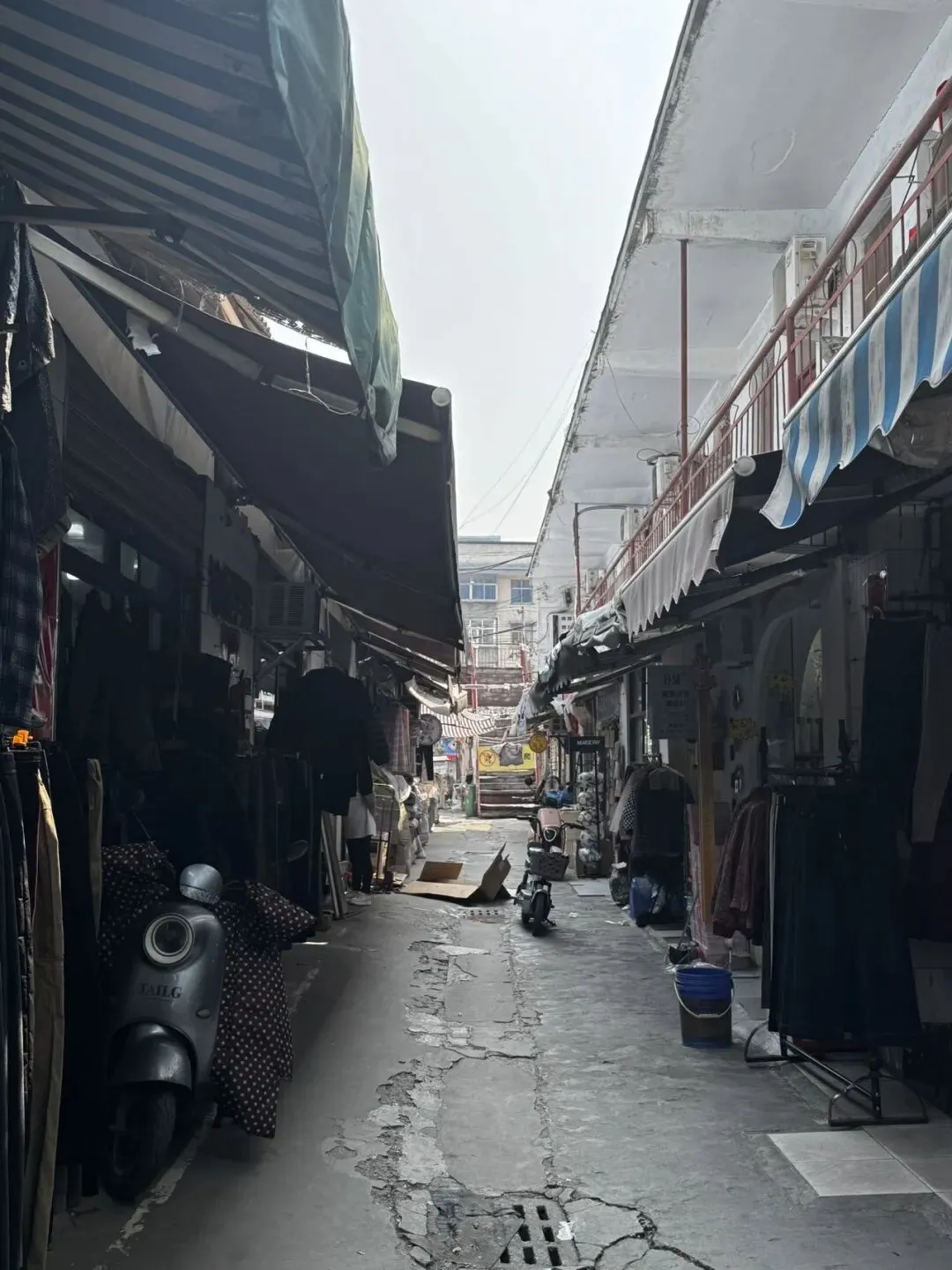 焦南市场:在时代的洪流里 打捞一座城的旧梦