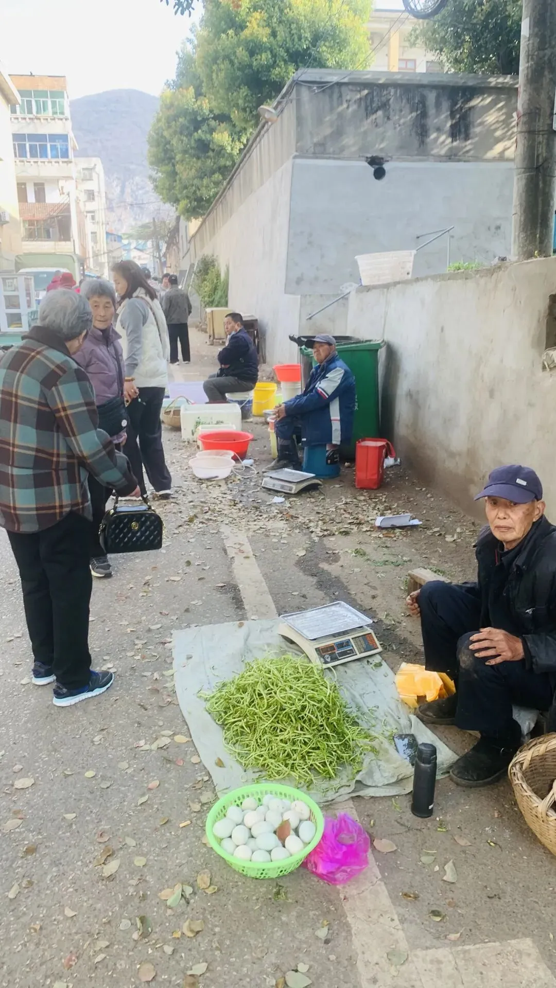 《东关农贸市场》