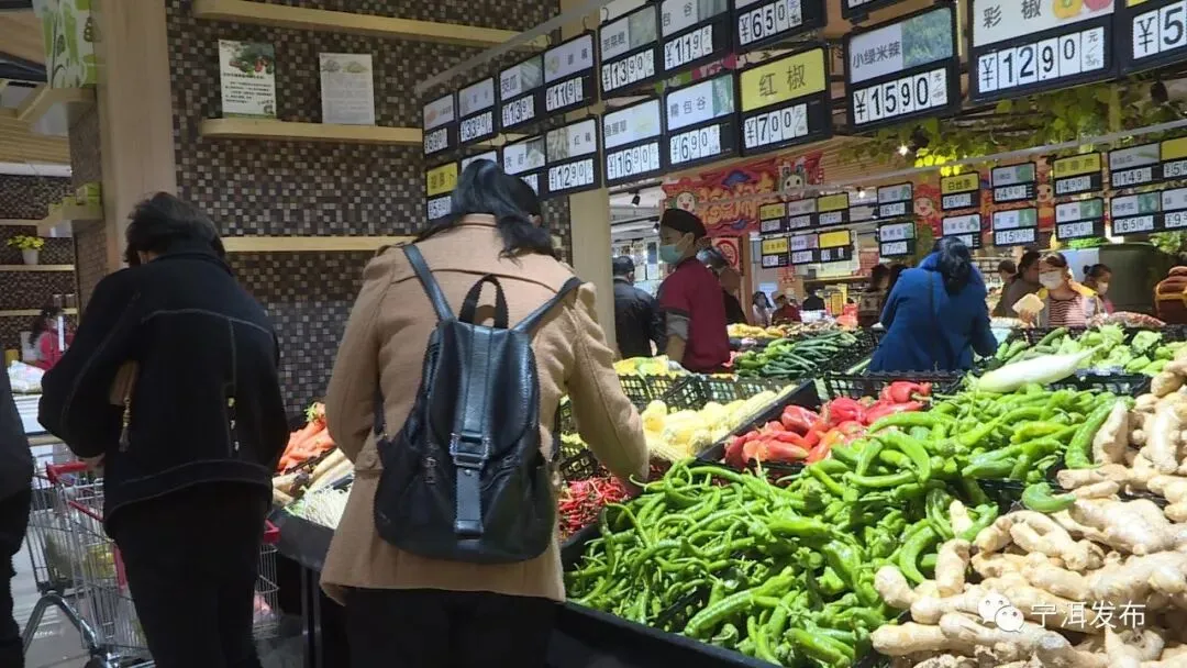 安心!宁洱县生活物资市场供应充足 群众生活有保障