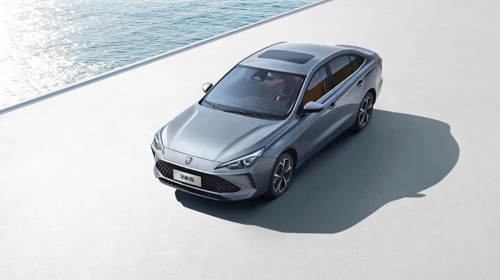 市场这么卷,荣威能否“贵”起来?