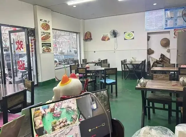 【二手市场】烧烤炉净化车/菜品柜/手动绞肉机/奶茶店设备/制冰机…