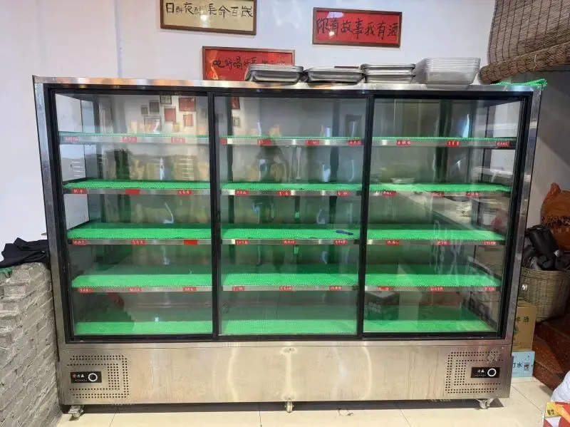 【二手市场】烧烤炉净化车/菜品柜/手动绞肉机/奶茶店设备/制冰机…