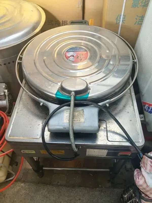 【二手市场】烧烤炉净化车/菜品柜/手动绞肉机/奶茶店设备/制冰机…