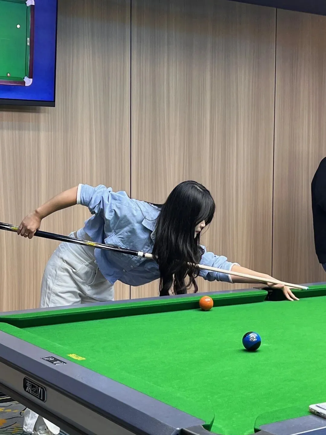 【湖州吧,房东出租】出租湖州花鸟市场沿街商铺,两开间共两层,面积楼上楼下各110平方米,一共220平方.