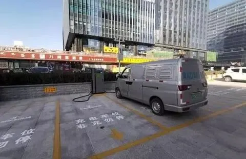 如果油价上涨成为新能源汽车阵营的营销筹码,未来预期将难以积极