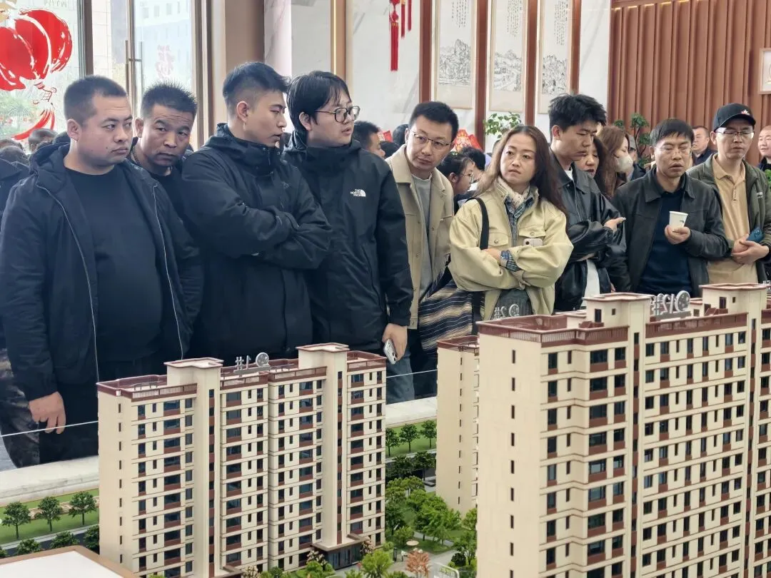 固原这家营销中心开放即顶流苏杭园林改善房太香了