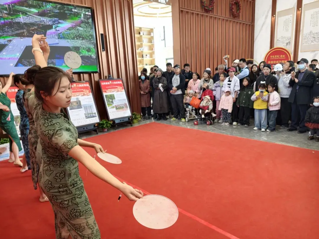 固原这家营销中心开放即顶流苏杭园林改善房太香了