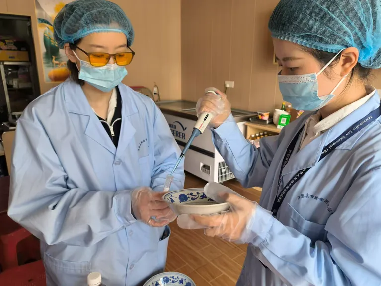 县市场监管局积极开展“你点我检,你送我检,服务惠民生”系列活动(三)