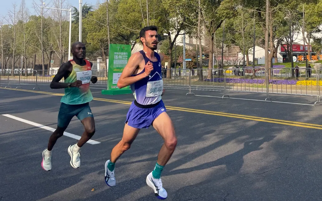 2026扬马冠军出炉!市场监管部门守牢跑者“舌尖安全”