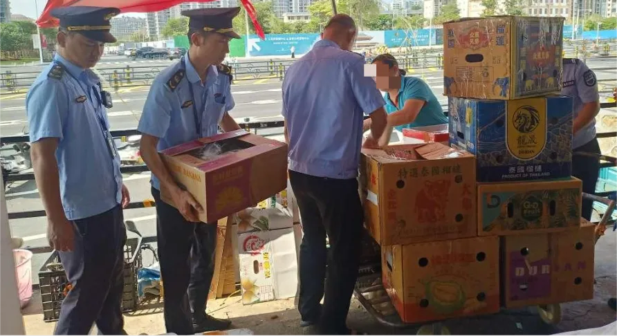 让烟火气与文明风在农贸市场“共生”