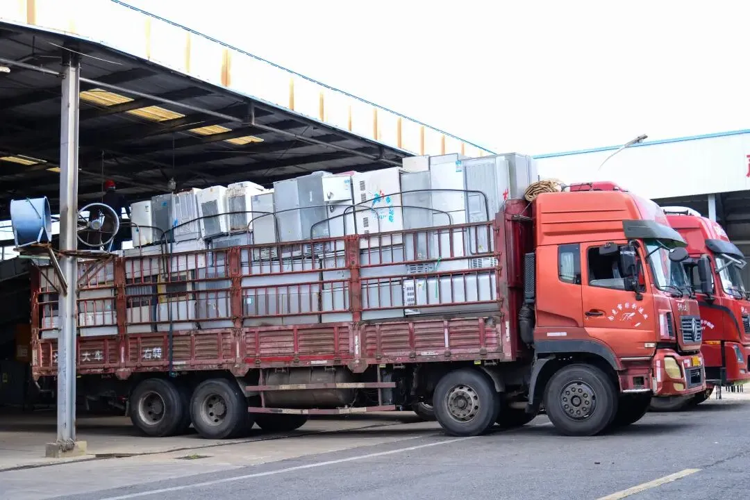 金堂有座堆满“废品”的矿山,正被市场争抢……