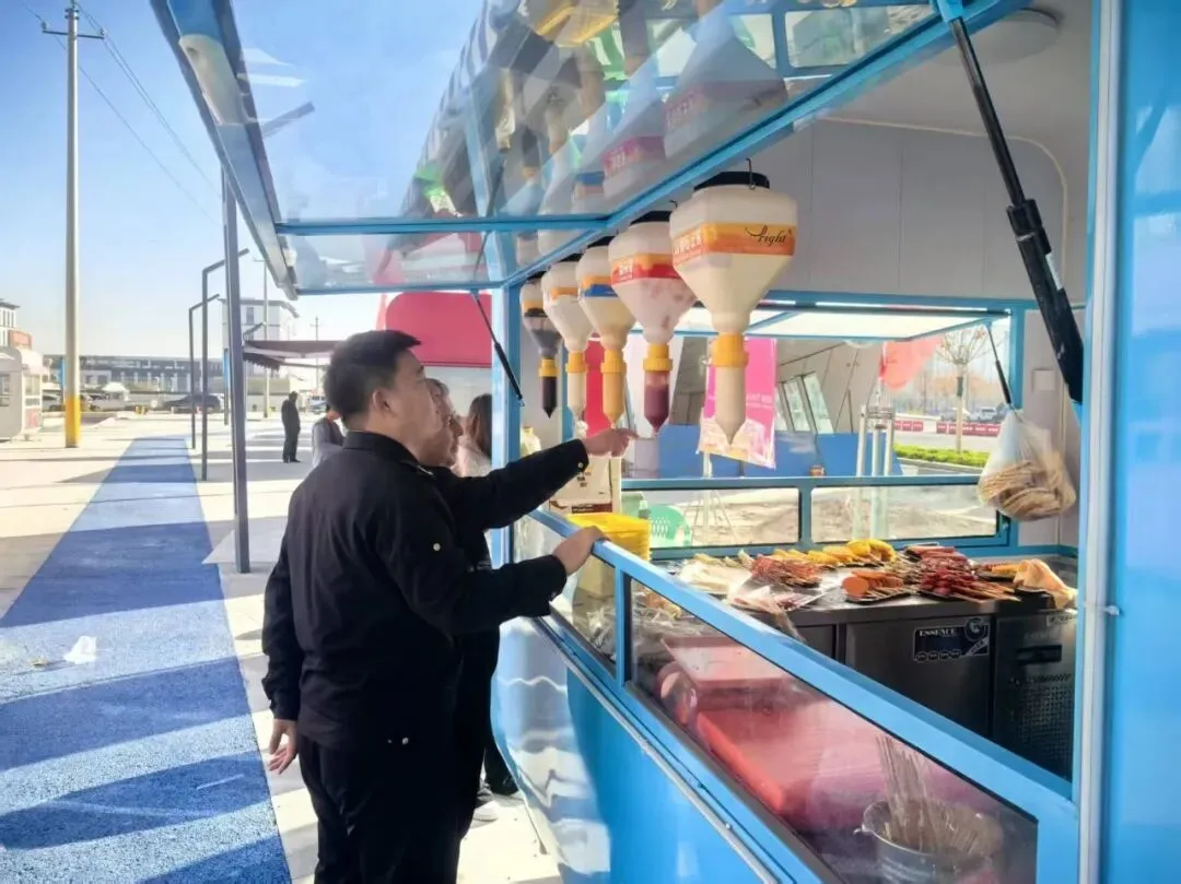 师市市场监管局岁末年初专项监督检查:筑牢民生安全防线,守护节日稳定