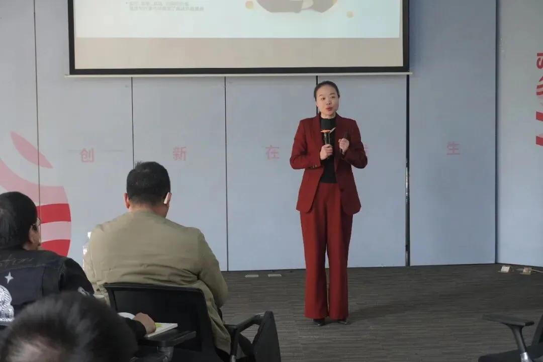 KK老师丨销售高手与普通人的分水岭:如何把“客户拒绝”变成“信任入场券”?