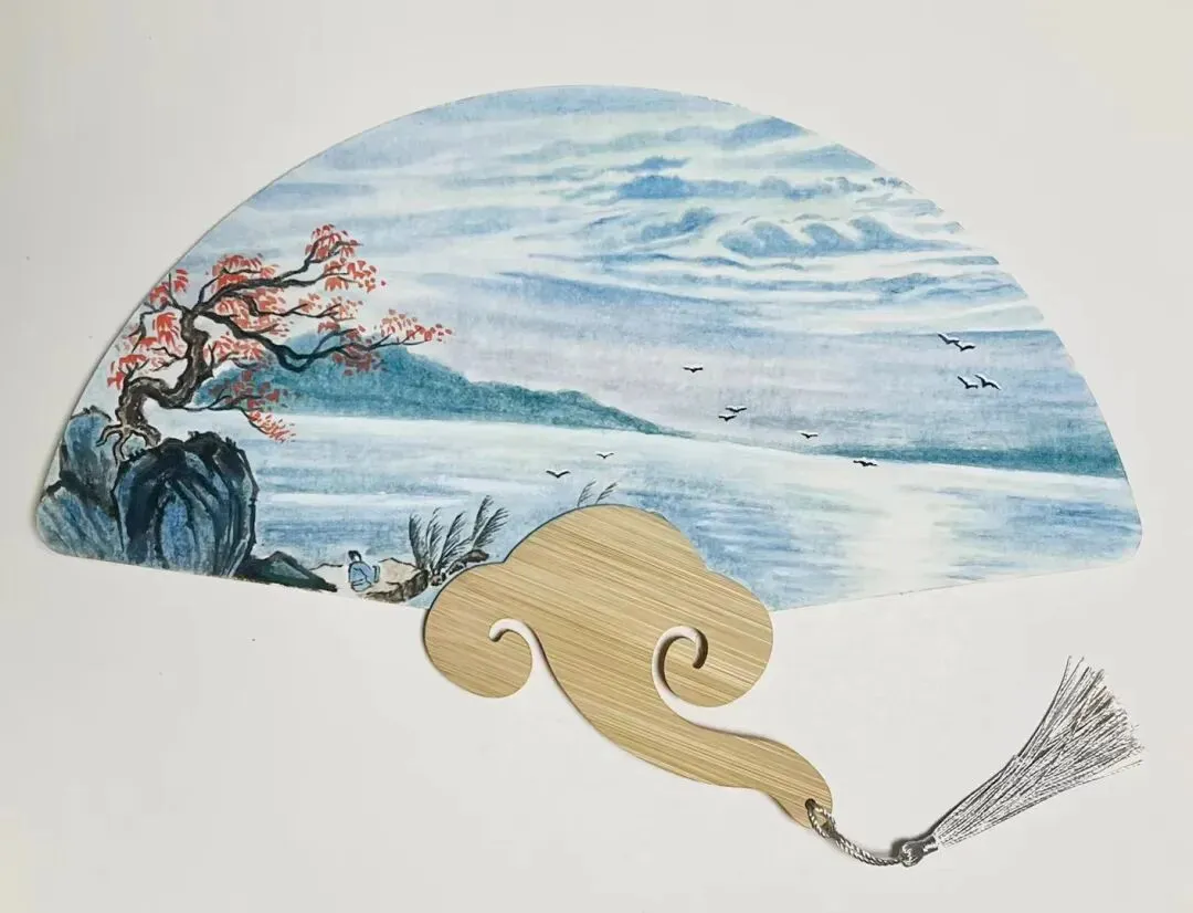 小区跳蚤市场摆国画扇,从无人问津到被围堵!原来国风藏在烟火里