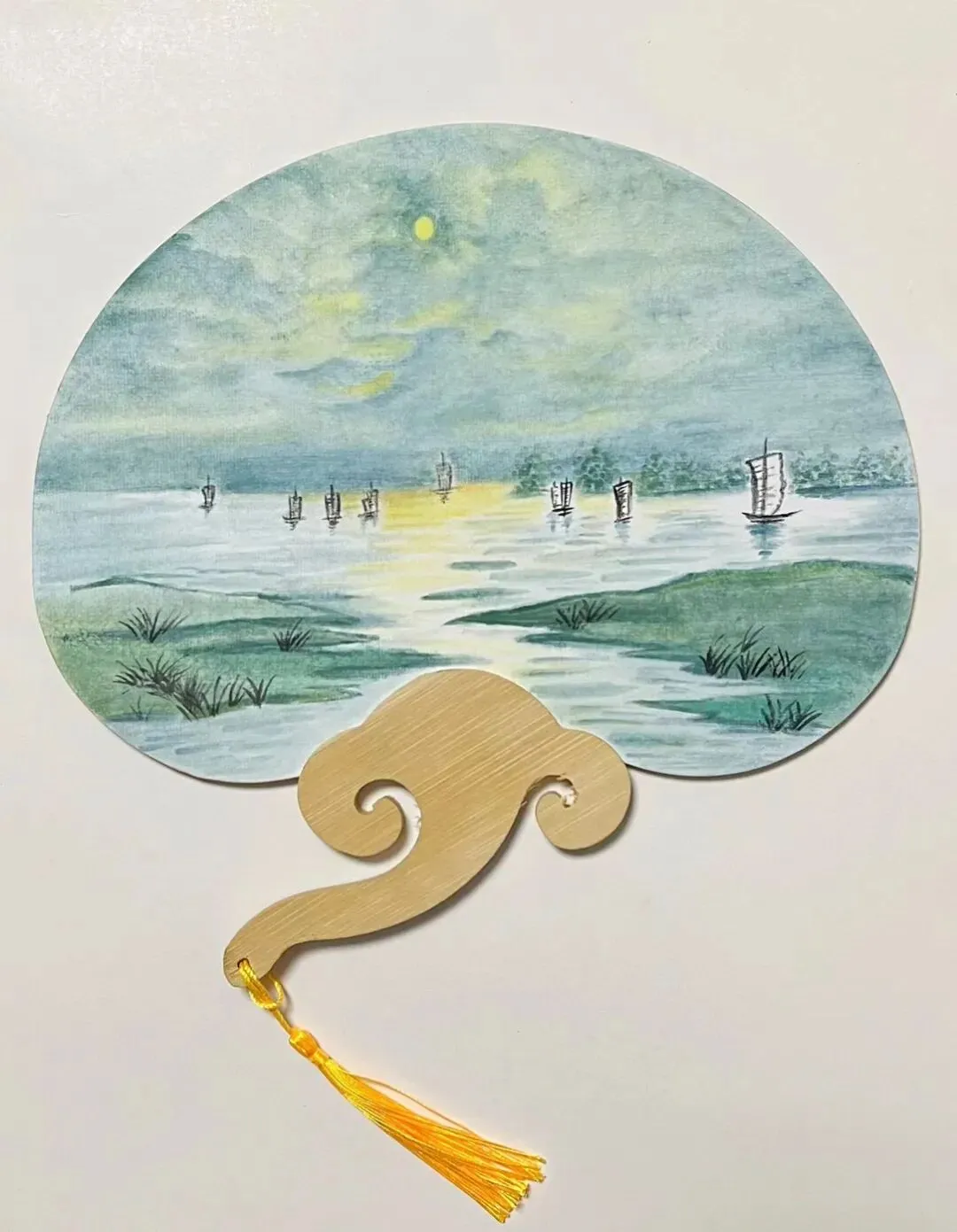 小区跳蚤市场摆国画扇,从无人问津到被围堵!原来国风藏在烟火里