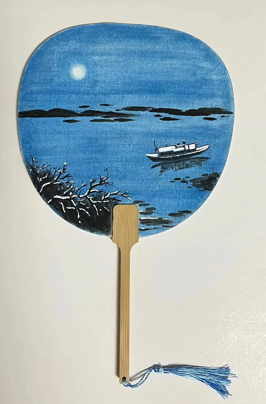 小区跳蚤市场摆国画扇,从无人问津到被围堵!原来国风藏在烟火里