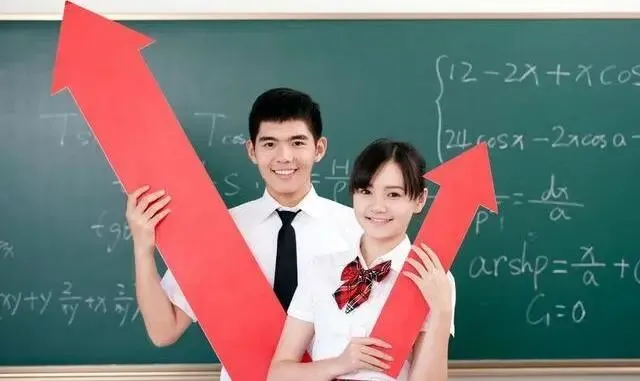 双非“王炸专业”强势崛起:就业市场新势力的崛起与剖析