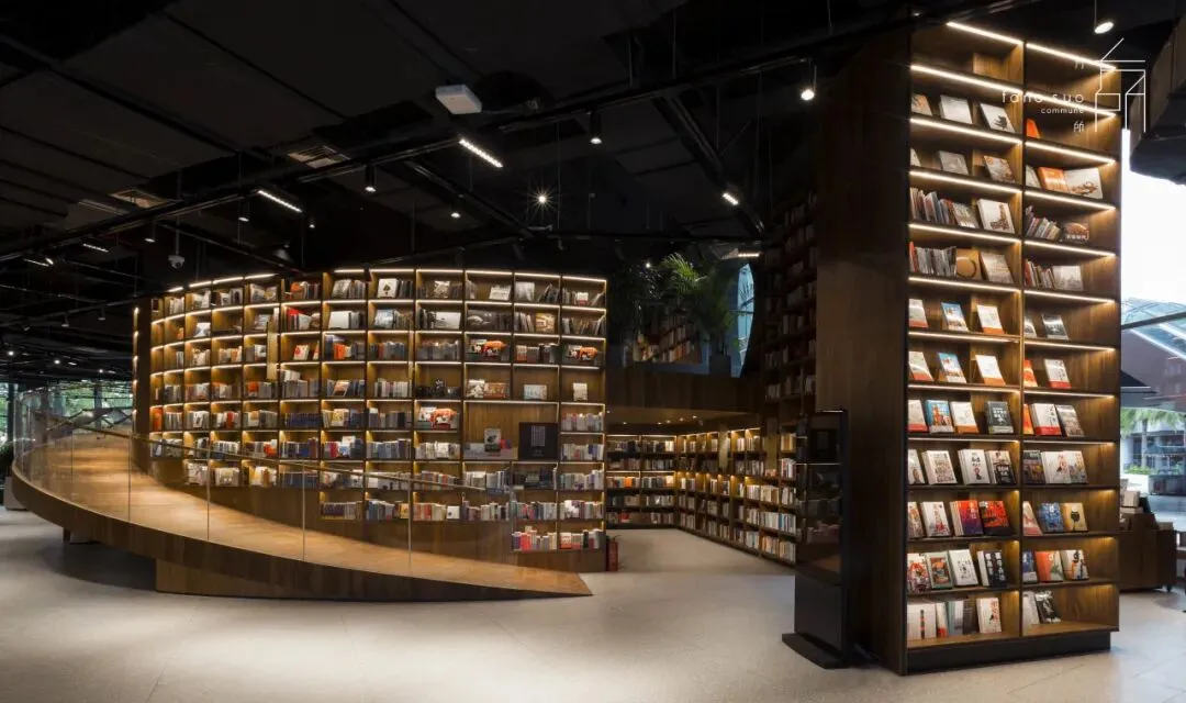 去广州方所书店上班!招聘图书专员、市场专员等共4个岗位,提供五险一金、带薪年假、节庆礼品等福利~